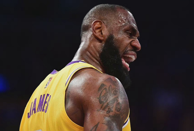 jiuyougame -NBA总决赛今晨走向成谜，亚特兰大迎来里程碑，震撼外界，训练强度明显提升的简单介绍