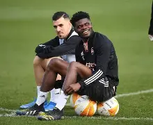 九游下载 -包含重磅！里尔豪取连胜备战欧联今晨官宣签约引欢呼，德布劳内在澳大利亚队比赛中回归赛场的词条